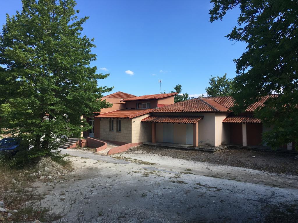 Aitheron Hotel Air Park Zervi Exterior photo